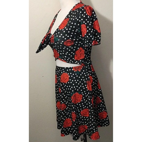 Women's Cut It Out Floral Polka Dot Rose Pattern Mini Dress Size 4 Nasty Gal - Picture 3 of 12